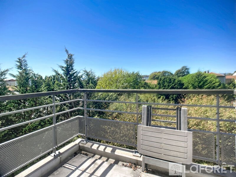 Appartement à vendre, 64m², Belleville