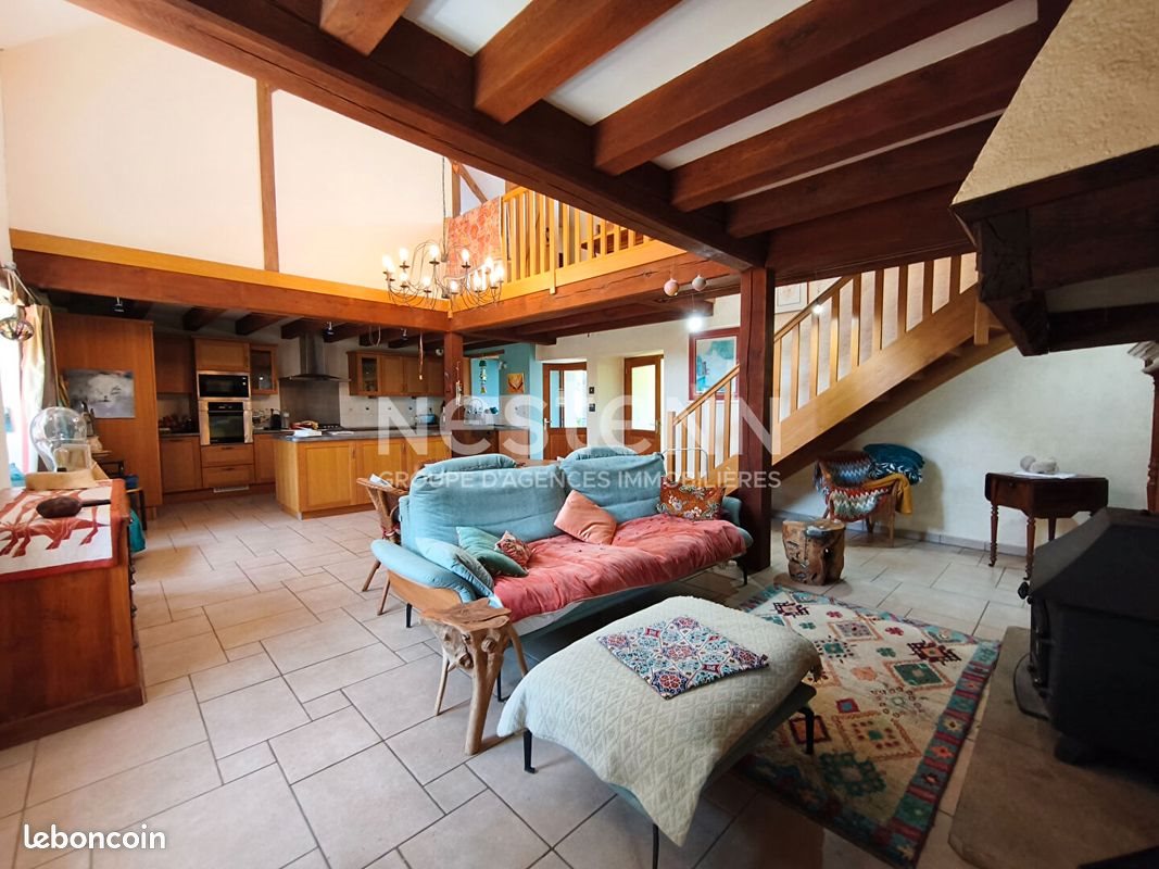 Maison à vendre, 136m², Lizio