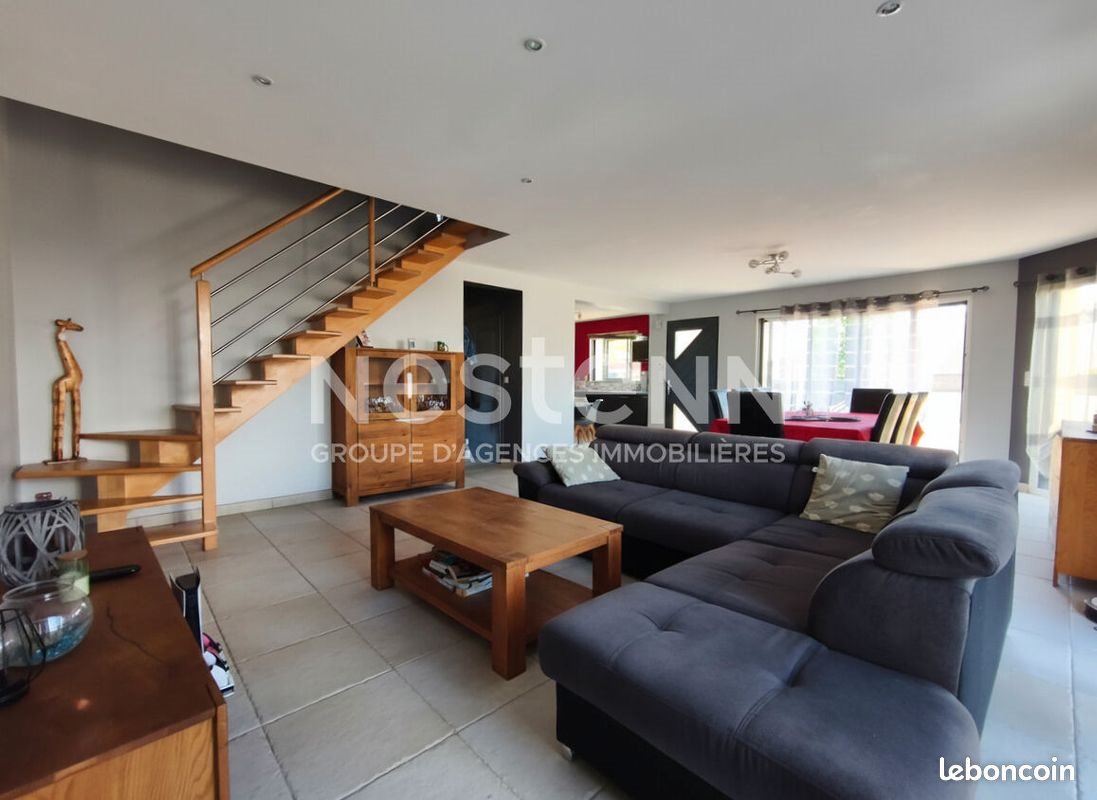 Maison à vendre, 114m², Sérent