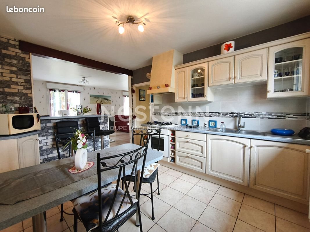 Maison à vendre, 92m², Sérent
