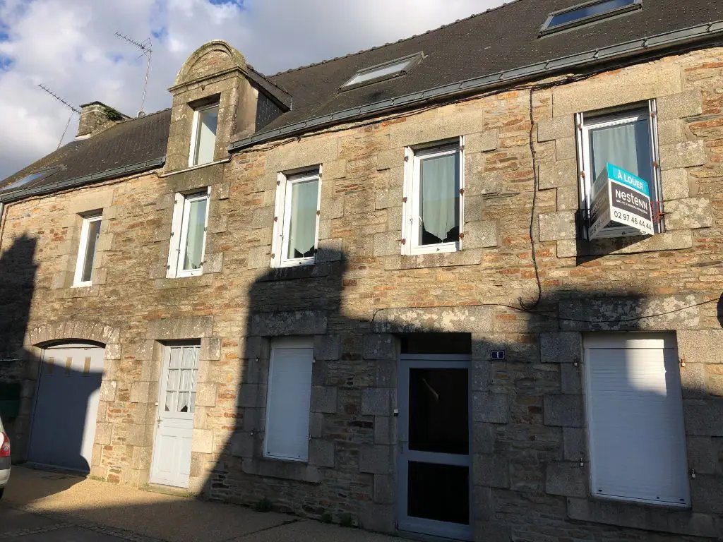Appartement à louer, 138m², Sérent