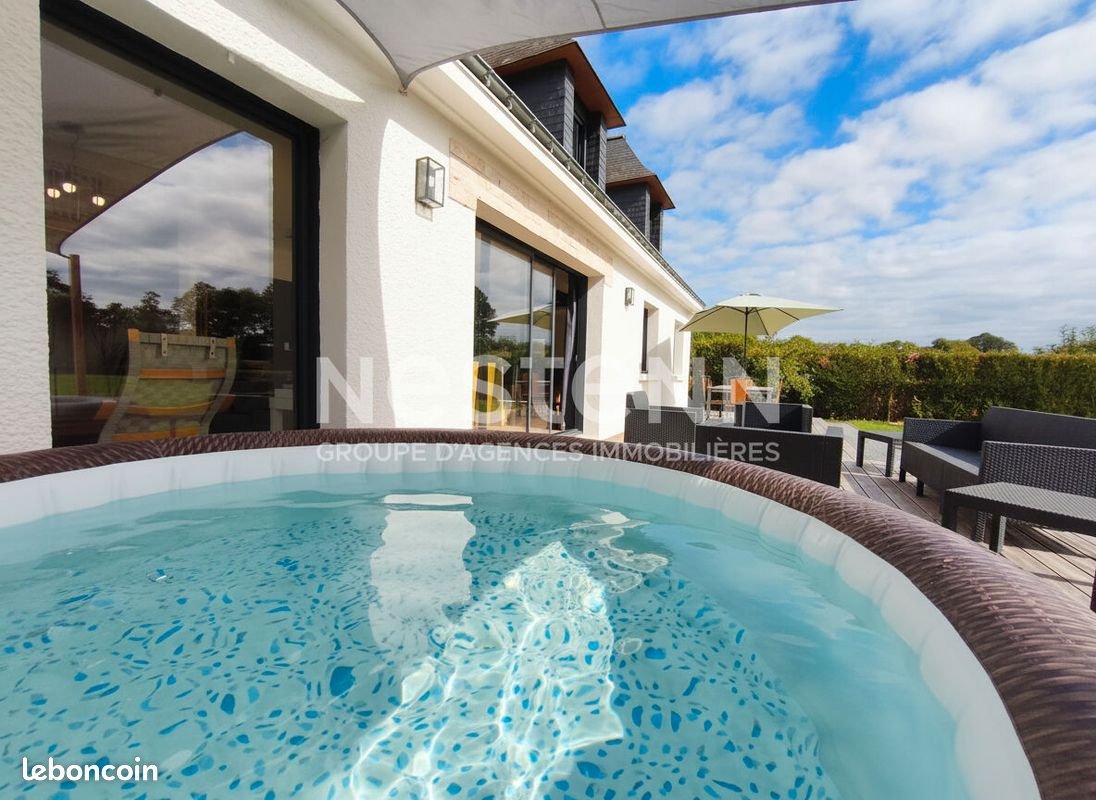 Maison à vendre, 154m², Saint-Nolff