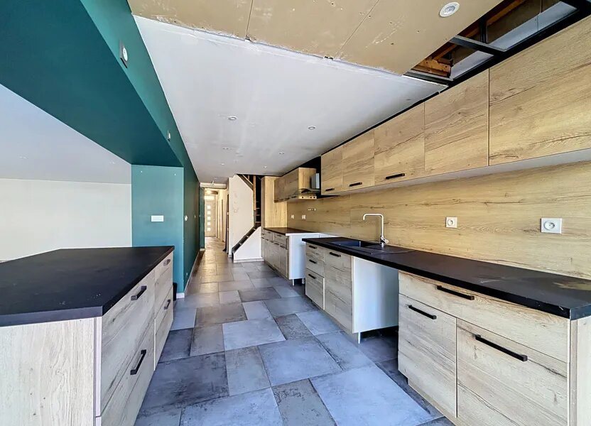 Maison à vendre, 182m², Montmerle-sur-Saône