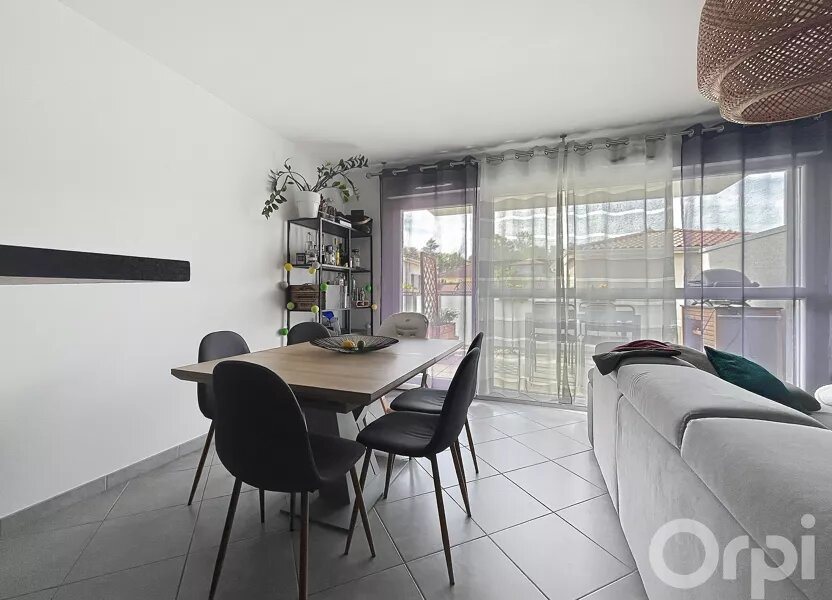 Appartement à vendre, 66m², Saint-Laurent-de-Mure