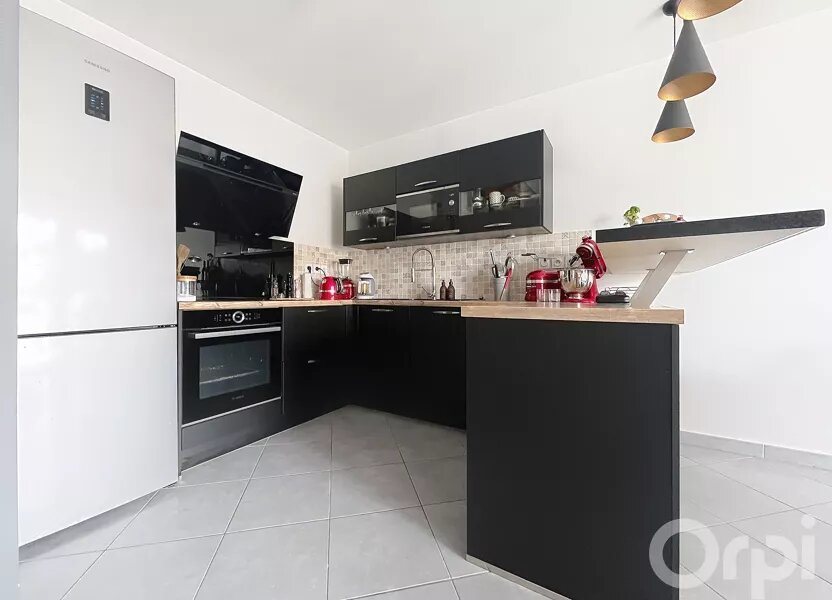 Appartement à vendre, 66m², Saint-Laurent-de-Mure