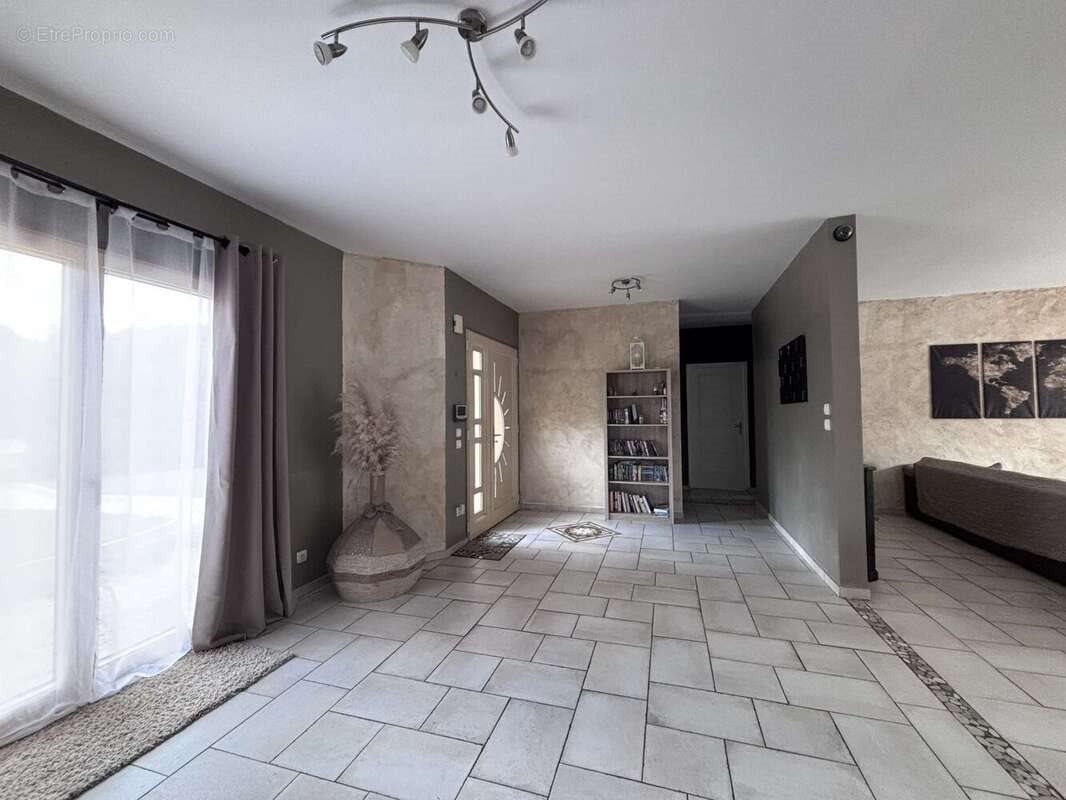 Maison à vendre, 170m², Revigny-sur-Ornain