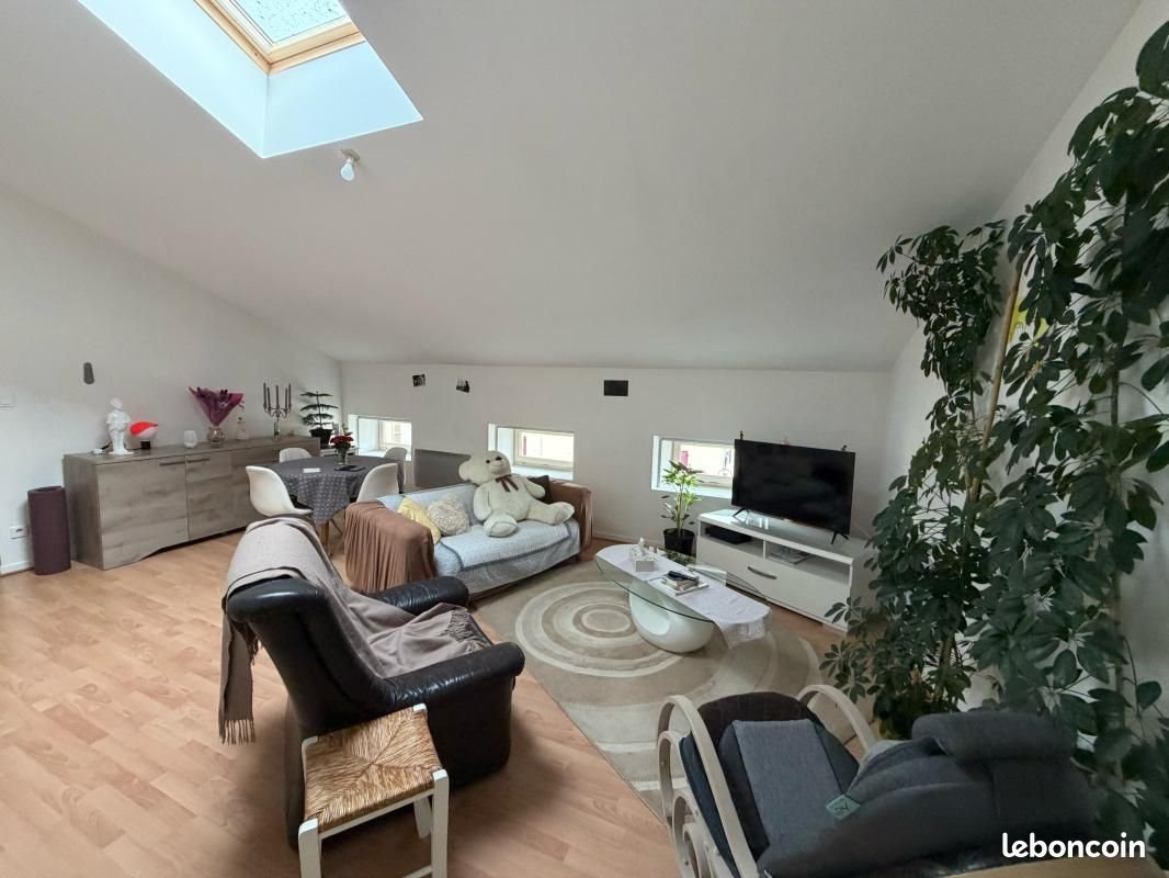 Appartement à louer, 88m², Fains-Véel