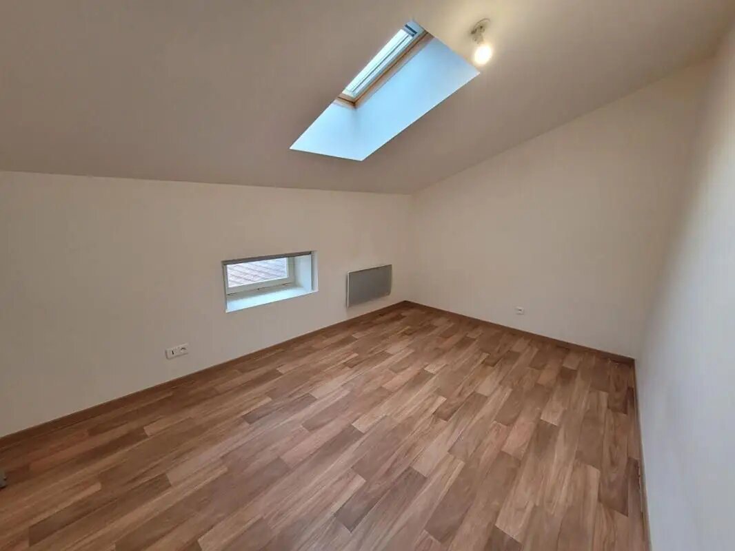 Appartement à louer, 79m², Fains-Véel