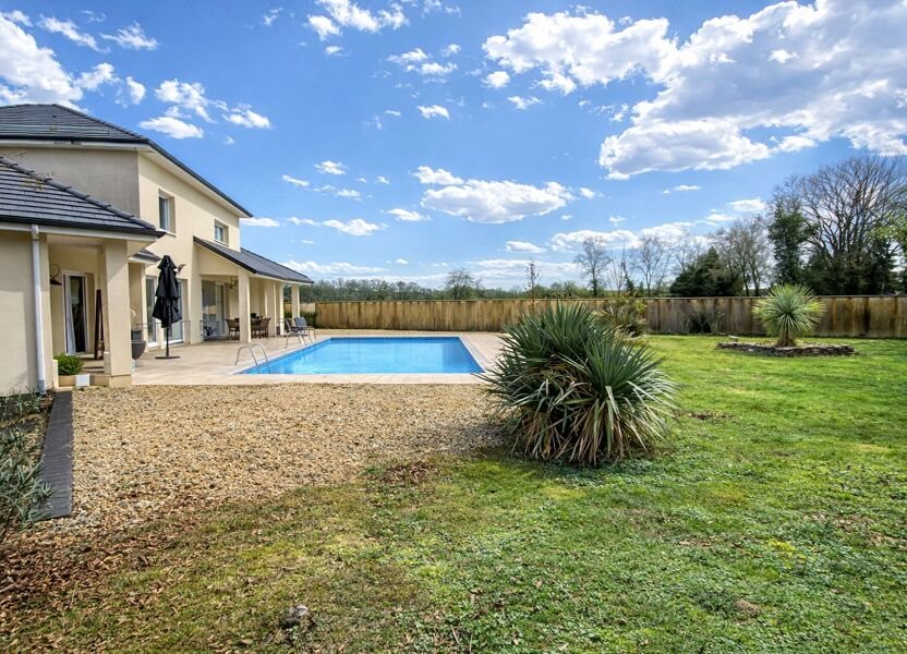 Maison à vendre, 180m², Buros