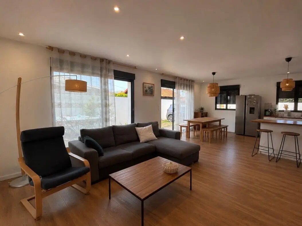 Maison à louer, 120m², Boucau