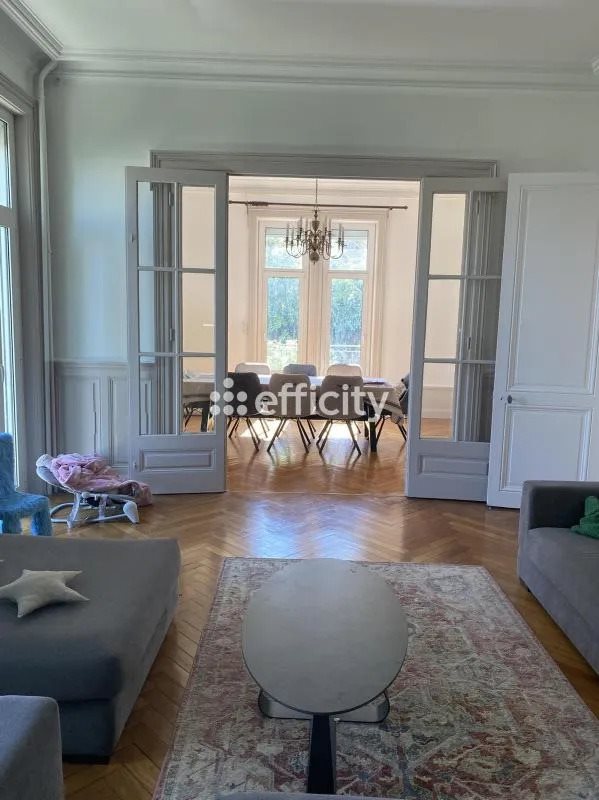 Maison à vendre, 246m², Saint-Etienne