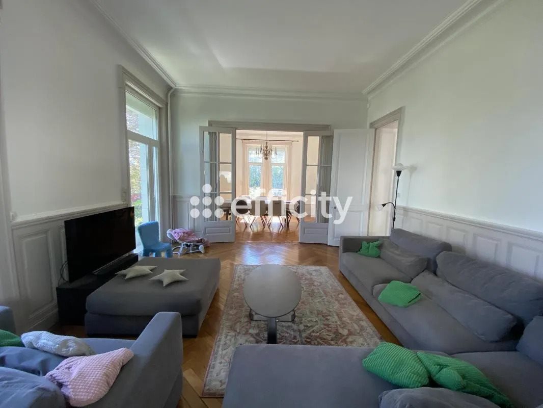 Maison à vendre, 246m², Saint-Etienne