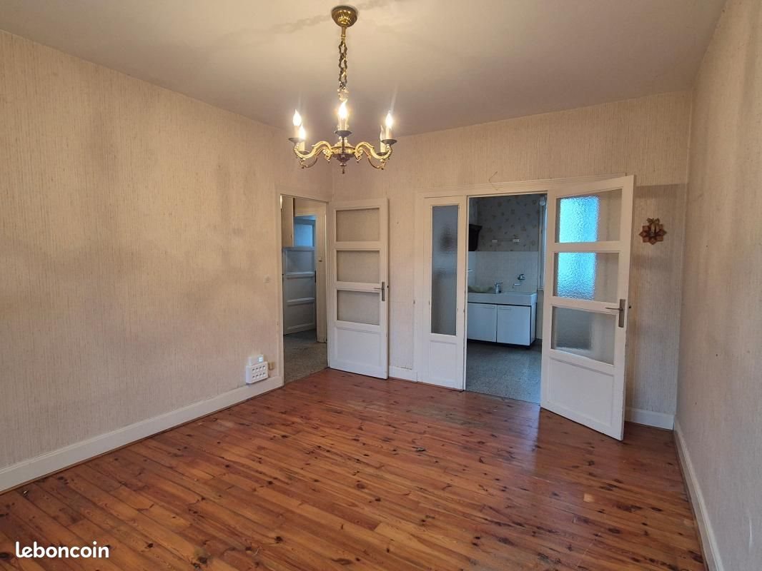 Maison à vendre, 68m², Le Chambon-Feugerolles
