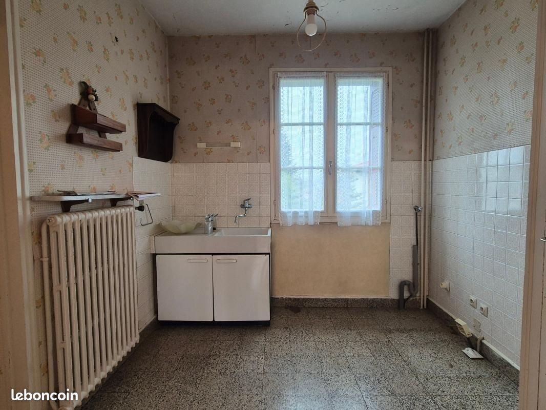 Maison à vendre, 68m², Le Chambon-Feugerolles