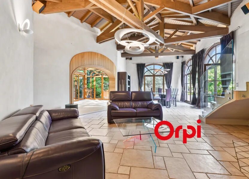Maison à louer, 253m², Saint-Didier-au-Mont-d'Or