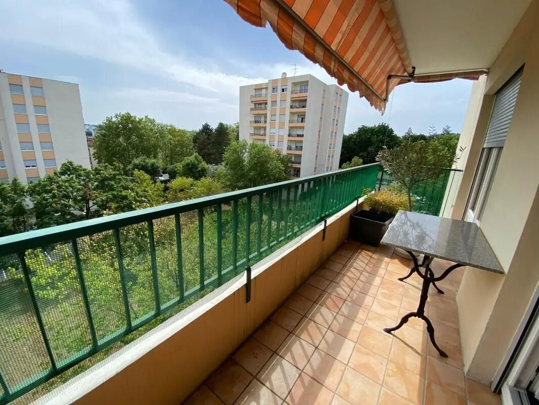 Appartement à vendre, 64m², Sainte-Foy-lès-Lyon