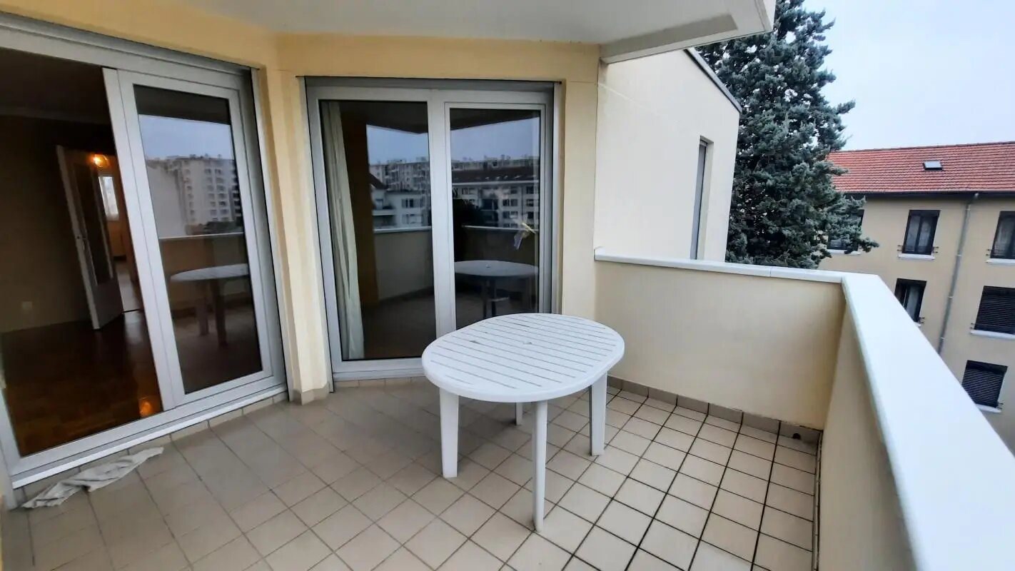 Appartement à louer, 107m², Villeurbanne