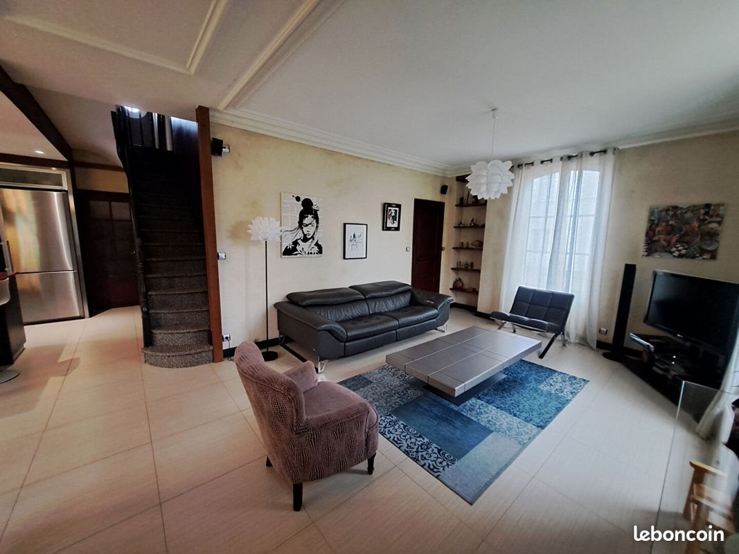 Maison à vendre, 210m², La Flèche