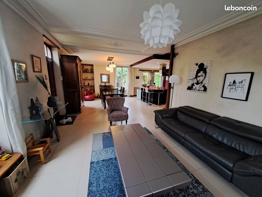 Maison à vendre, 210m², La Flèche