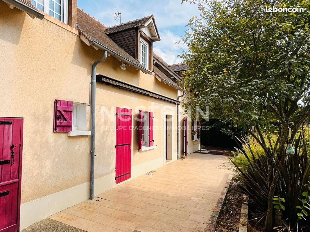 Maison à vendre, 161m², Thorée-les-Pins
