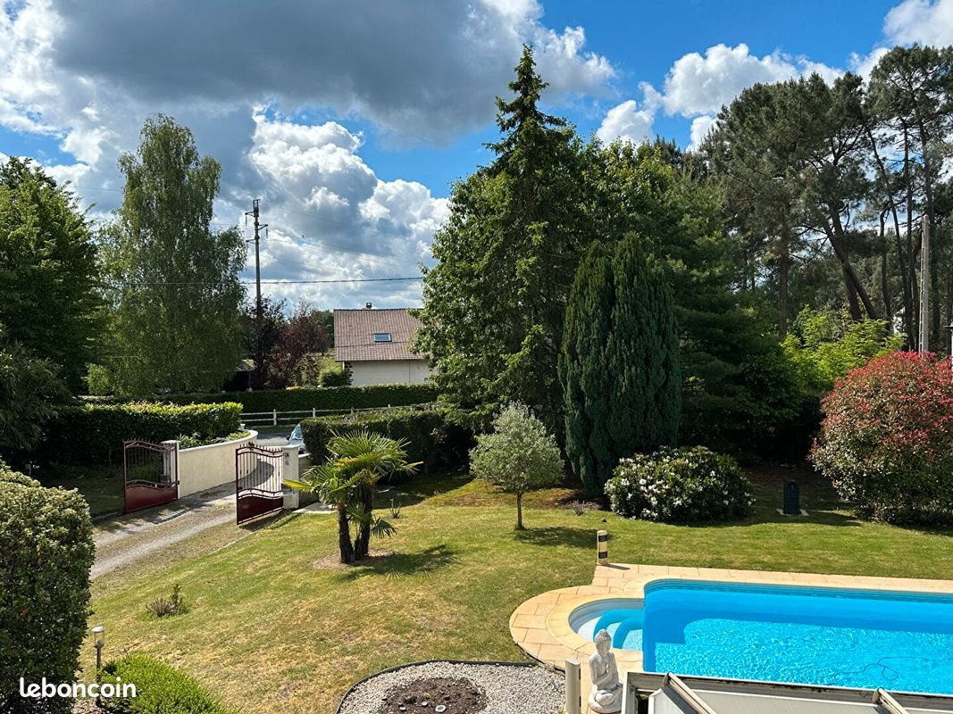 Maison à vendre, 190m², Guécélard