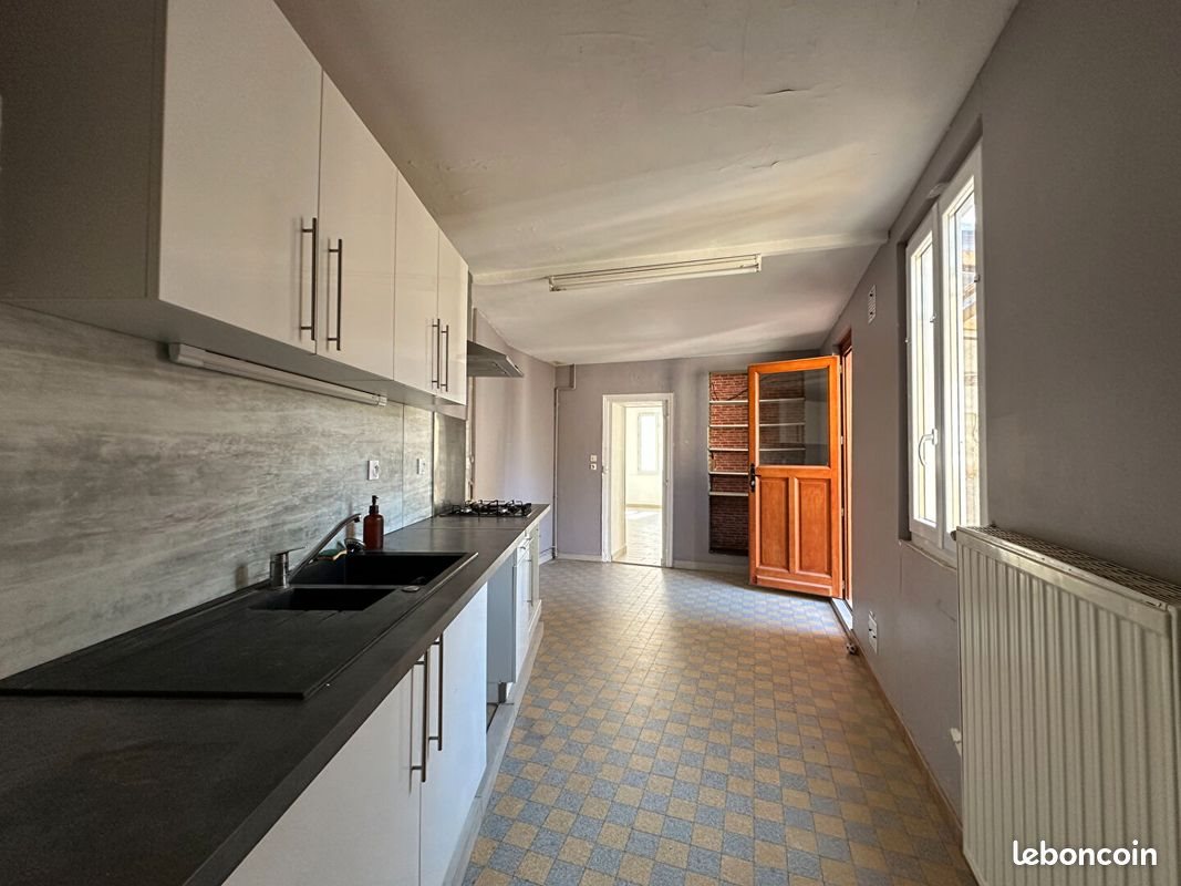 Maison à vendre, 105m², Cérans-Foulletourte