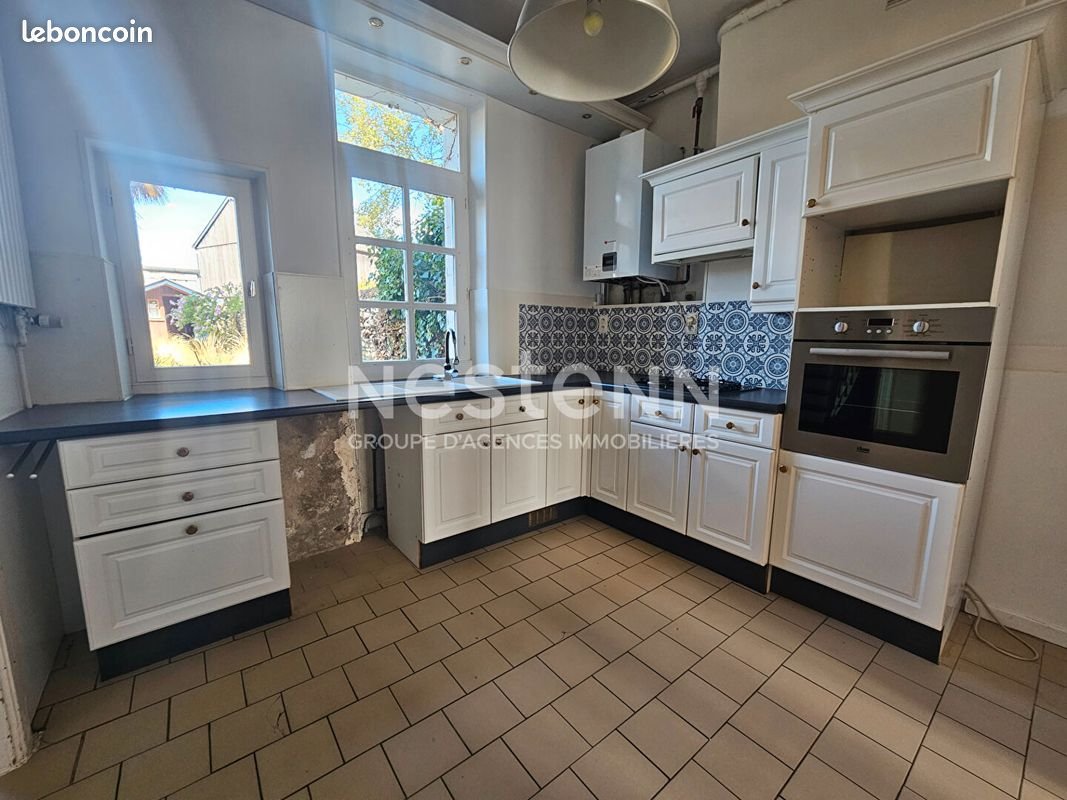 Maison à vendre, 141m², La Flèche
