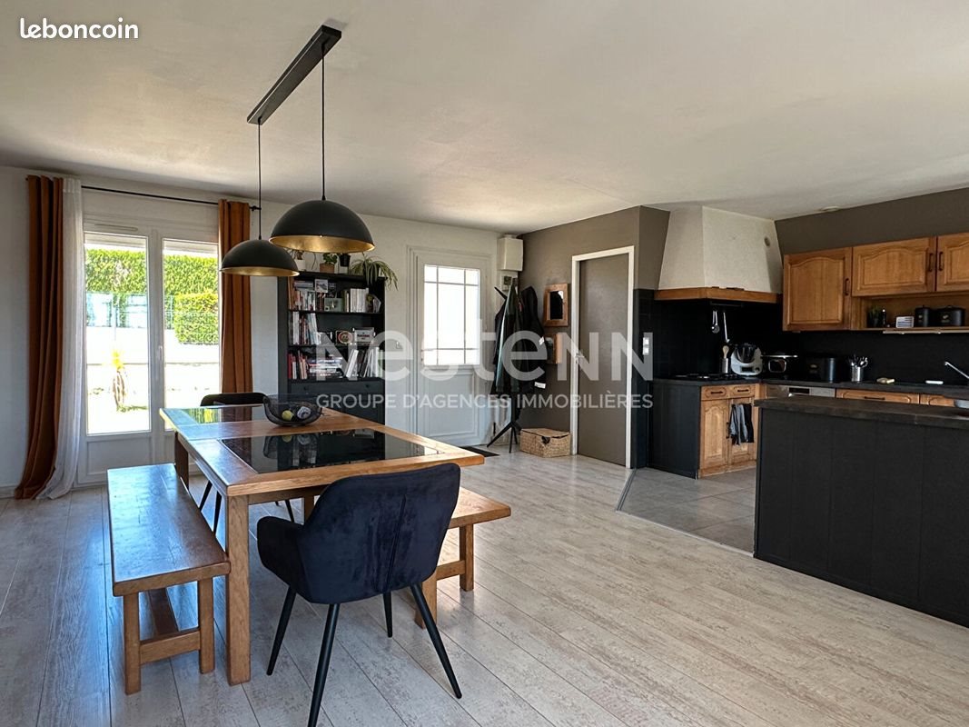Maison à vendre, 140m², Oizé