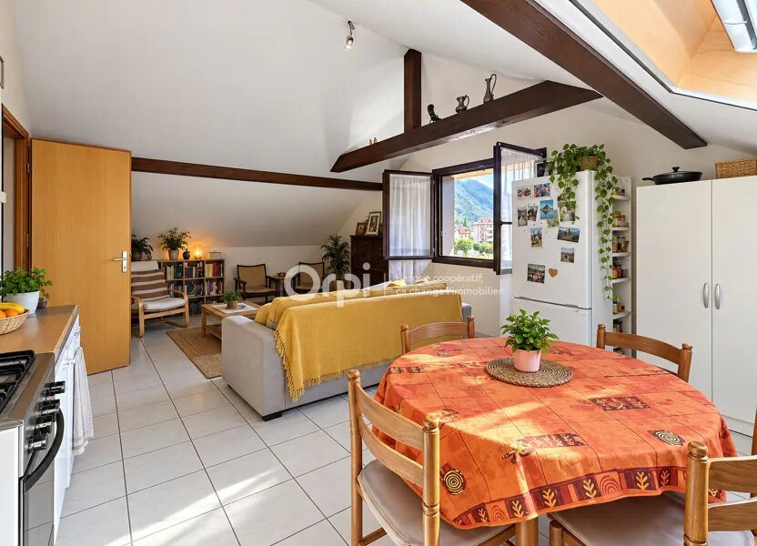 Appartement à louer, 77m², Albertville