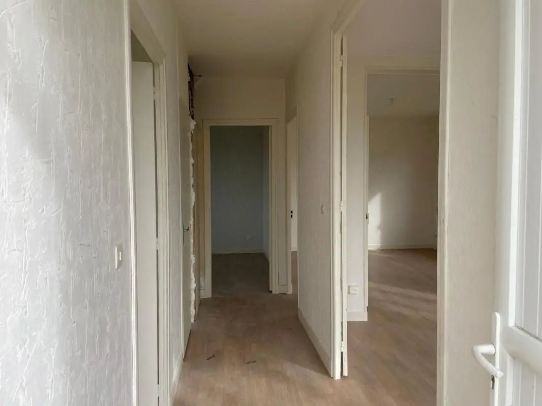 Maison à vendre, 68m², Saint-Cosme-en-Vairais