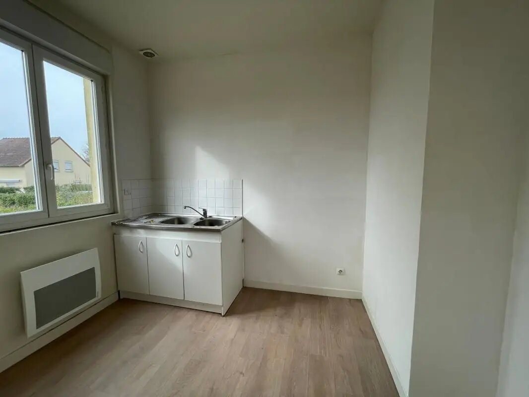 Maison à vendre, 68m², Saint-Cosme-en-Vairais