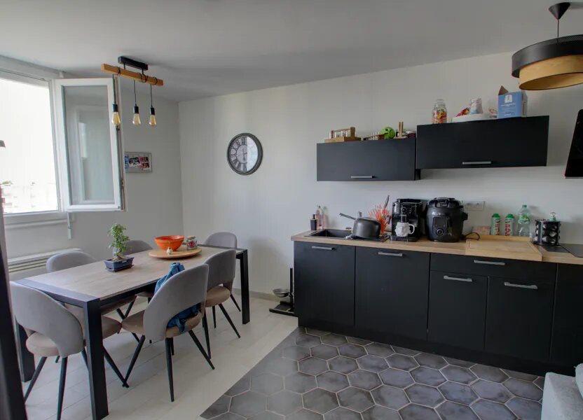 Appartement à vendre, 68m², Saran