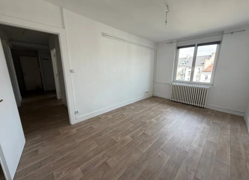 Appartement à louer, 83m², Metz