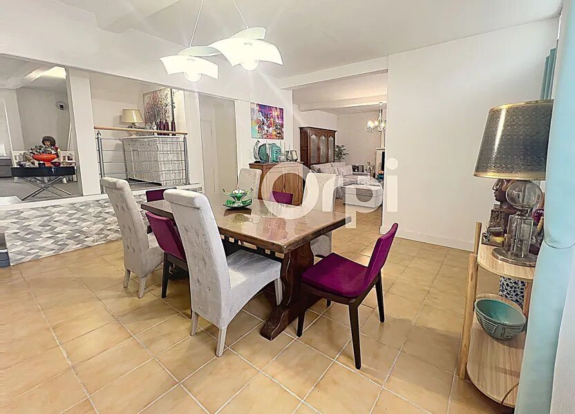 Maison à vendre, 241m², Renescure