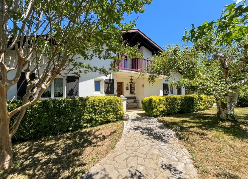 Maison à vendre, 190m², Cambo-les-Bains