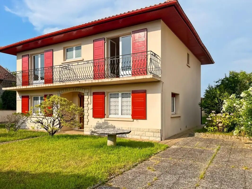 Maison à vendre, 150m², Urt