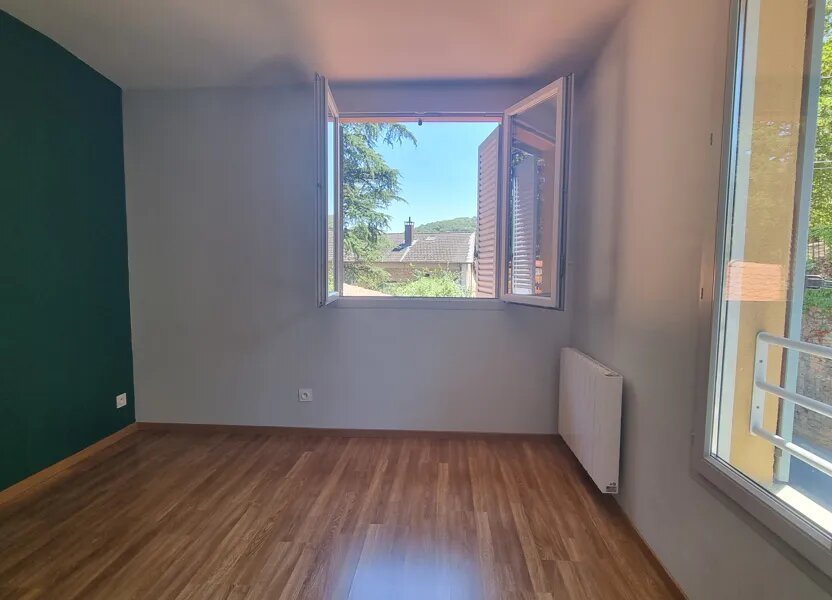 Appartement à vendre, 63m², Curis-au-Mont-d'Or