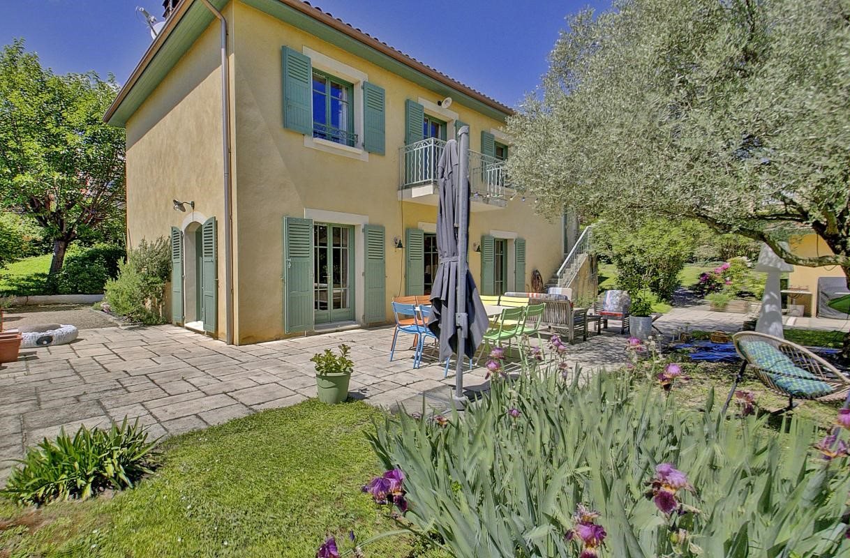 Maison à vendre, 140m², Saint-Cyr-au-Mont-d'Or
