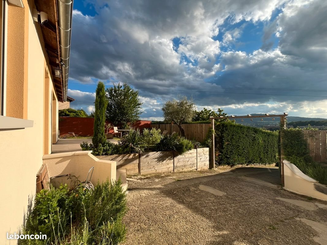 Maison à vendre, 170m², Montanay