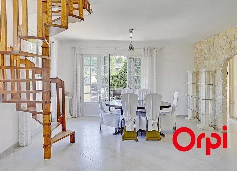 Maison à vendre, 195m², Cailloux-sur-Fontaines