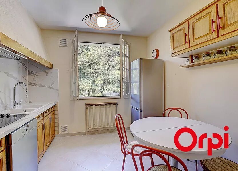 Maison à vendre, 195m², Cailloux-sur-Fontaines