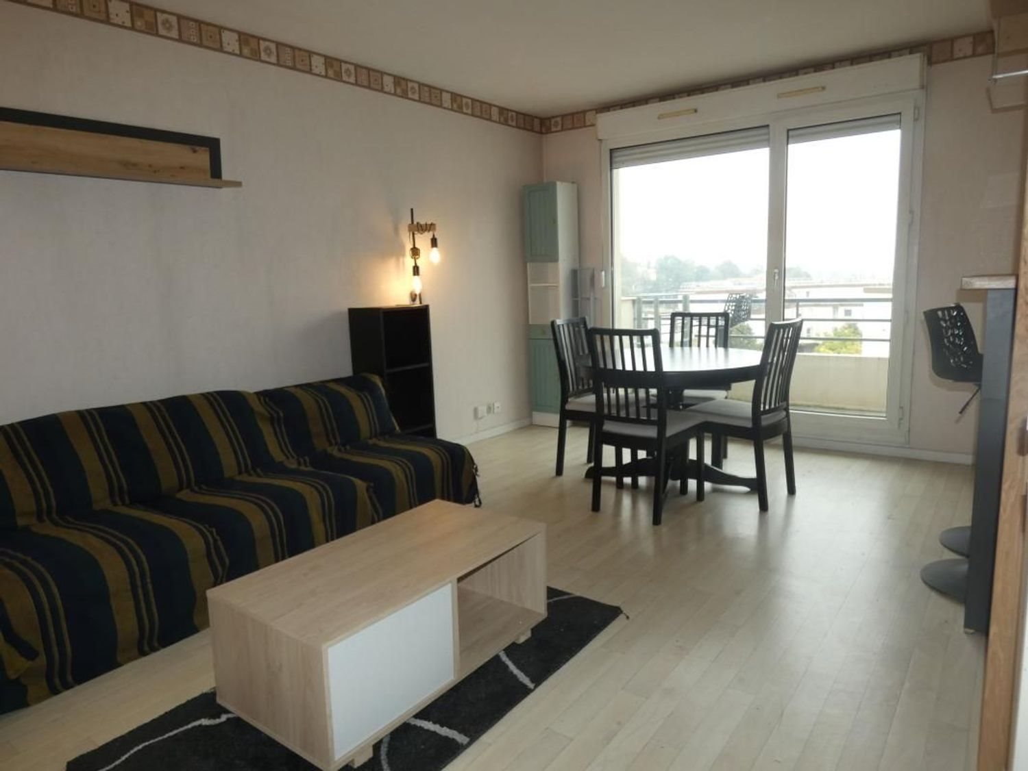 Appartement à louer, 47m², Saint-Genis-Laval