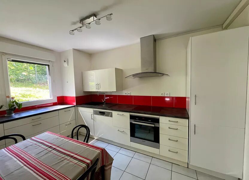 Appartement à vendre, 85m², Saint-Genis-Laval