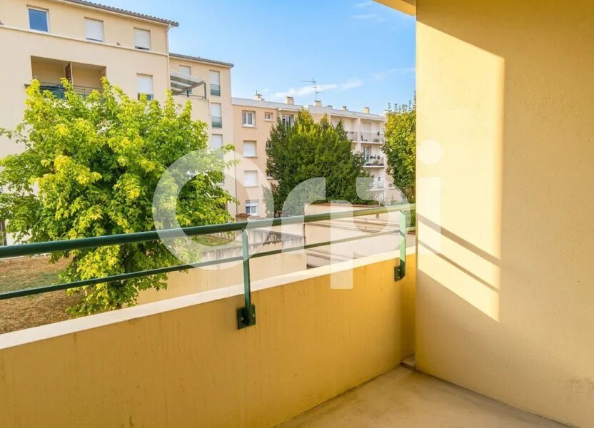 Appartement à vendre, 39m², Pierre-Bénite