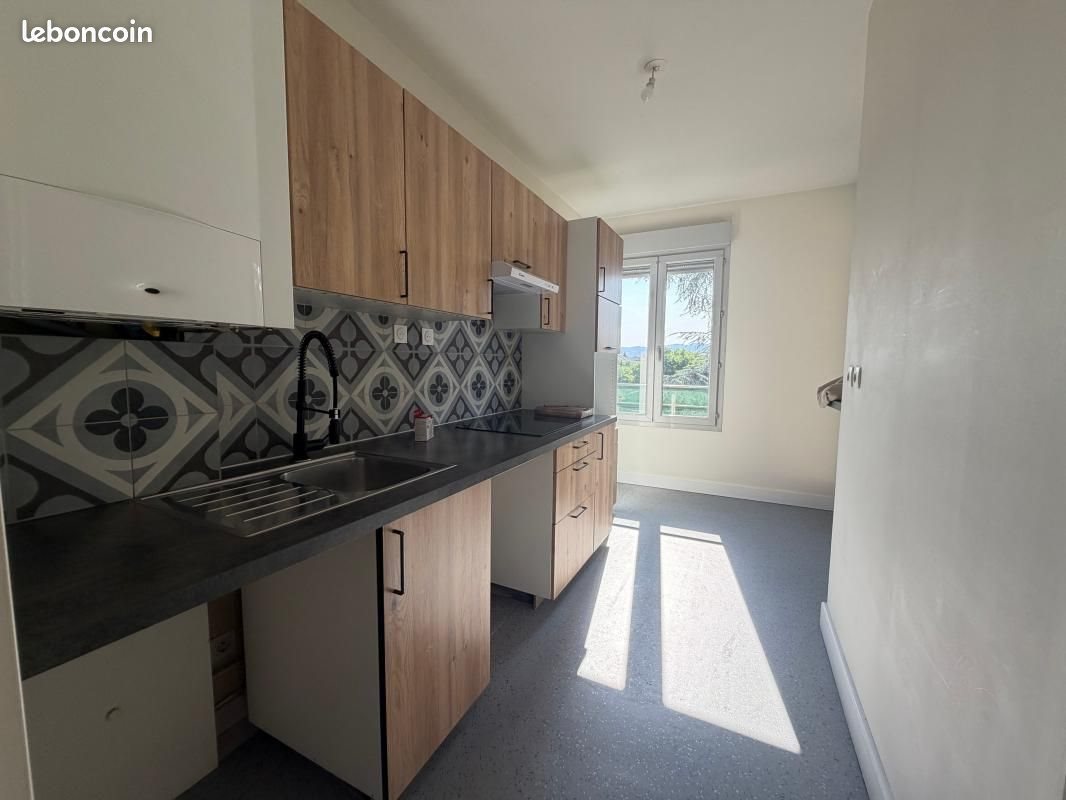 Appartement à louer, 110m², Tassin-la-Demi-Lune