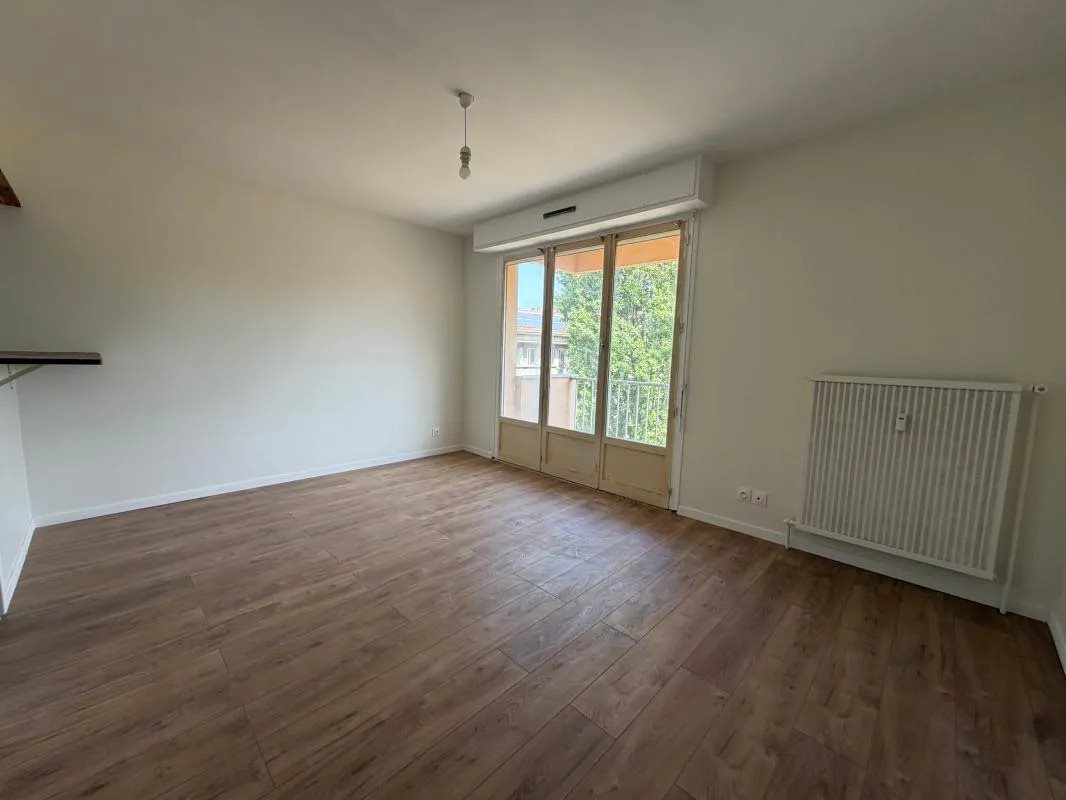 Appartement à louer, 26m², La Mulatière