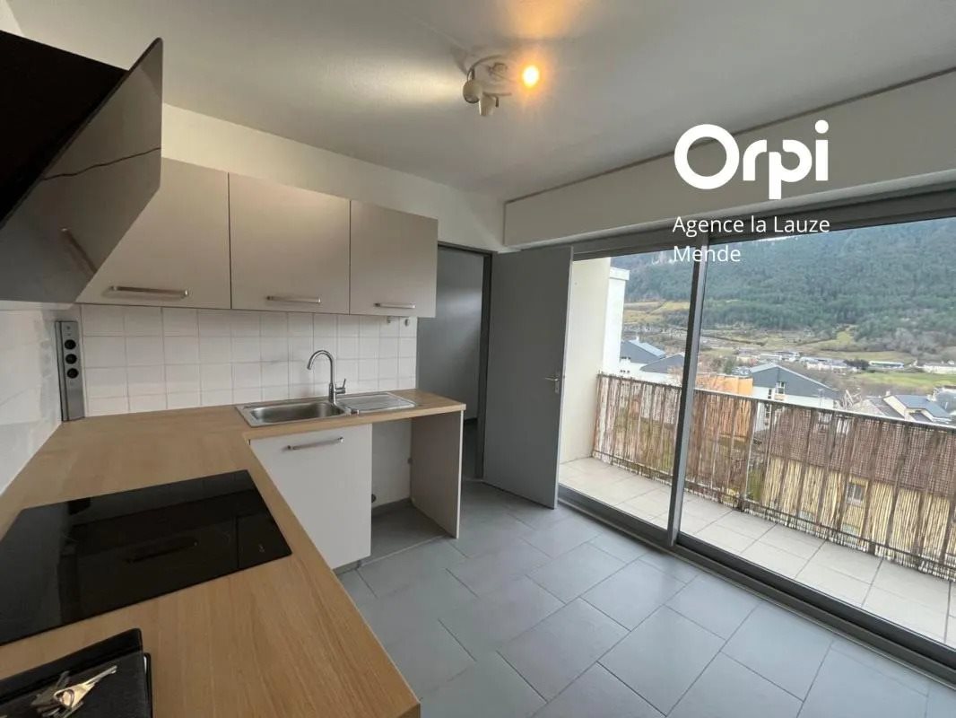 Appartement à louer, 81m², Mende