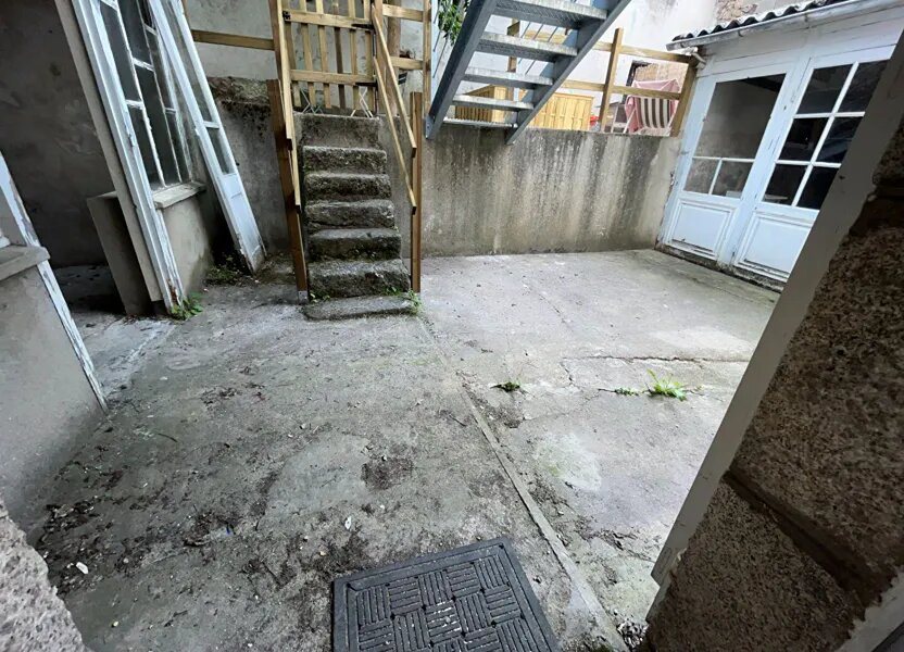 Appartement à louer, 30m², Saint-Chély-d'Apcher