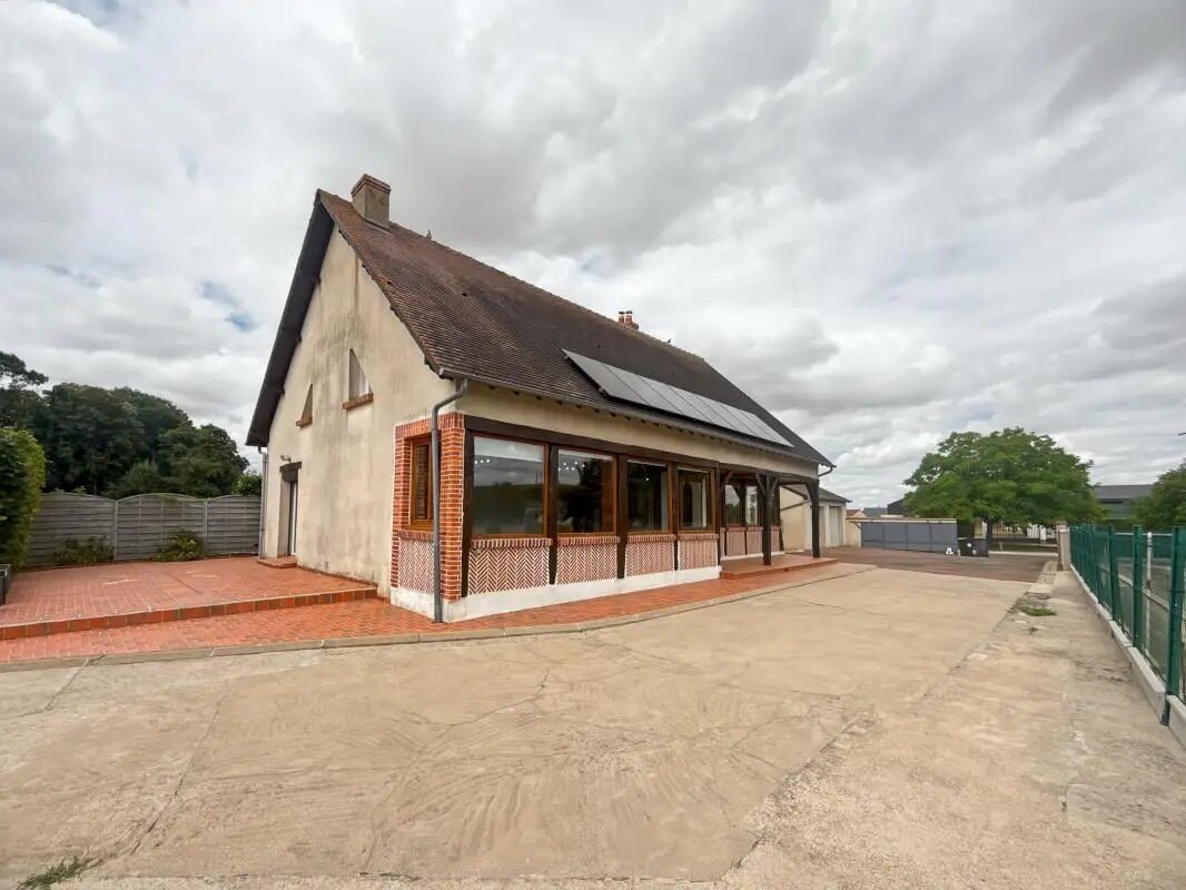 Maison à louer, 197m², Patay