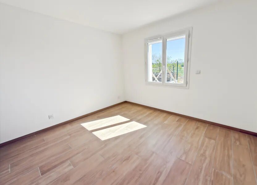 Maison à louer, 4m², Mardié